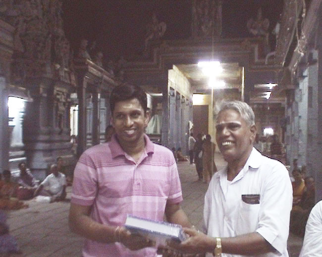 Sixth winner, S.Balasubramaniyan shivachariyar.