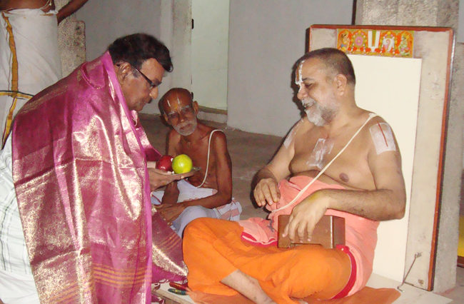 Swami Sri Sri Perarulala Ramanuja Jeeyar