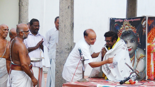 DAJ honoured with temple prasatham